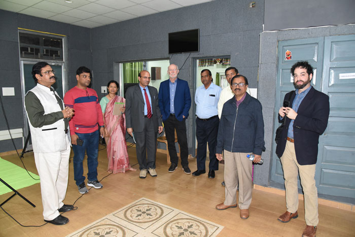 Visit of delegates from USA